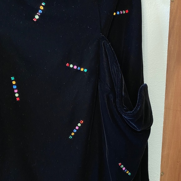 Vintage Black Strapless Sweetheart Velvet Dress